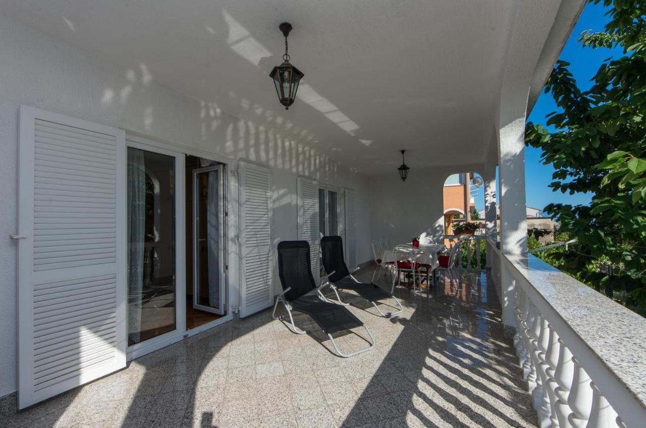 Amila Apartamento Crikvenica Quarto foto